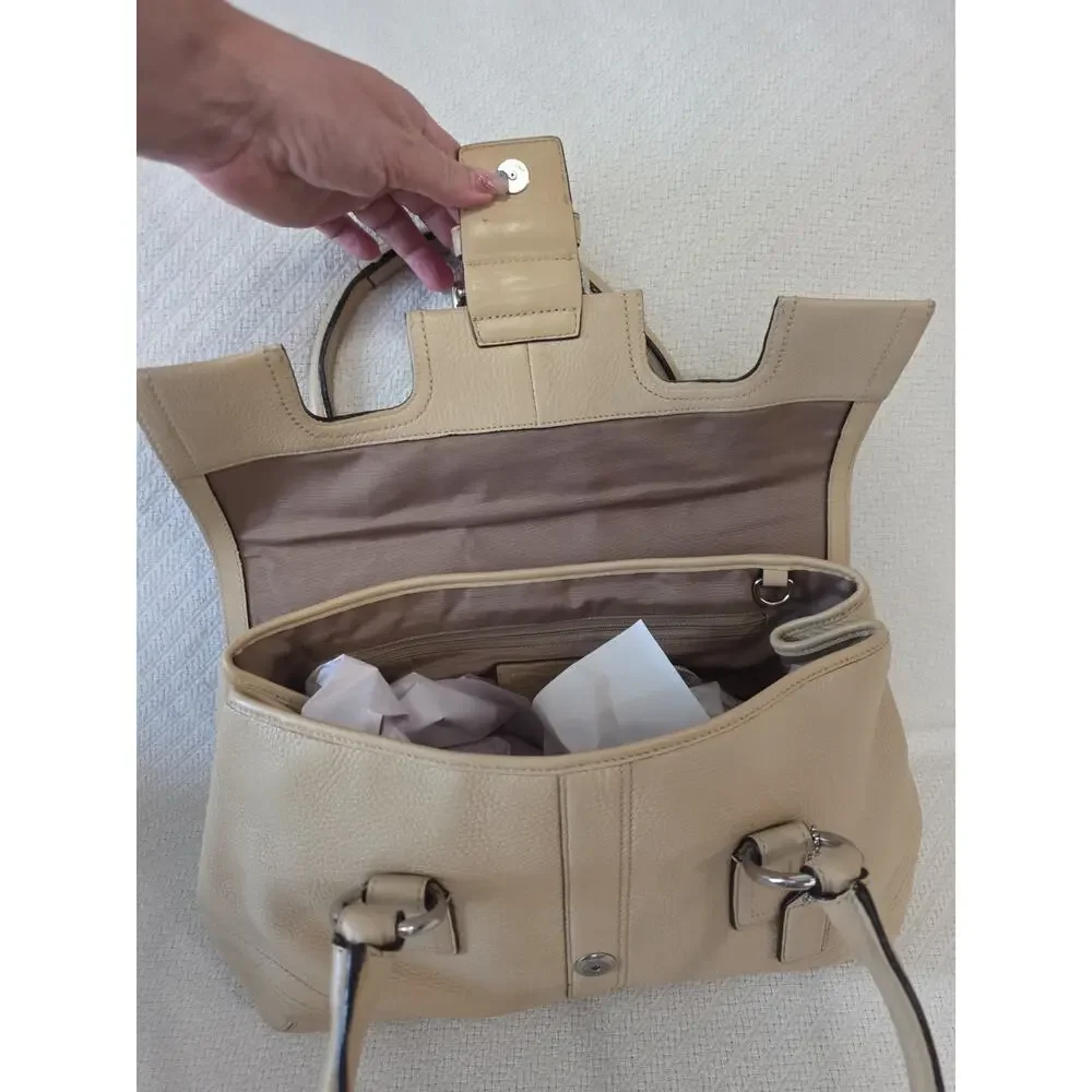 Vintage Coach Leather Handbag Satchel Purse Soho Flap Bag Beige Tan F10913 COA